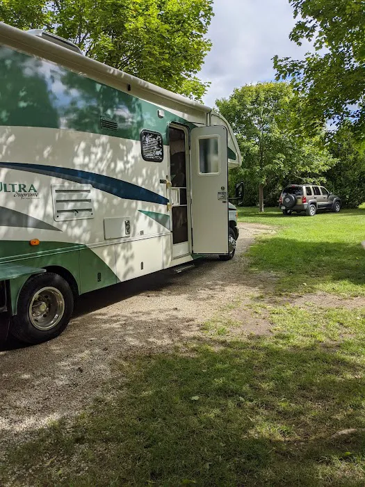 Baileys Grove Campground 10