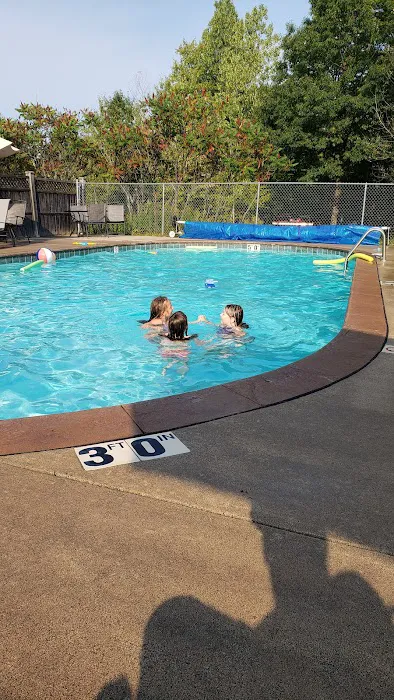 Heavens Up North Campground Picture 1