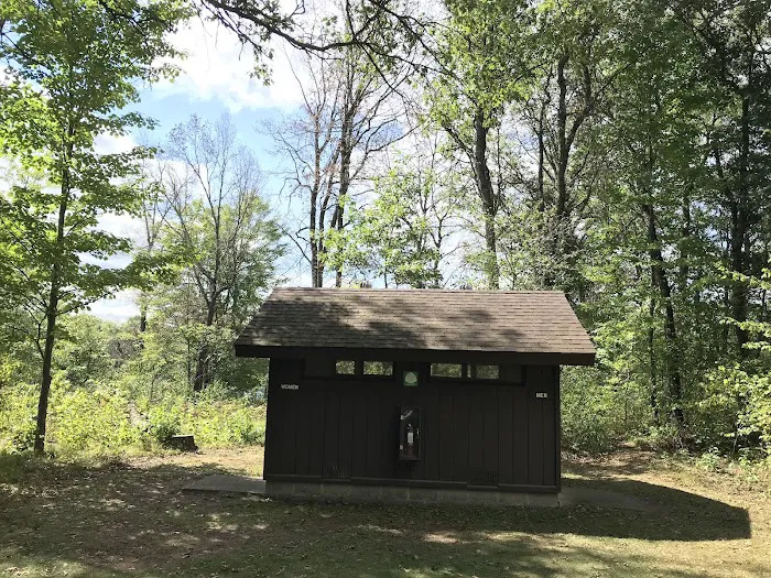 Old Veteran's Lake Campground 3