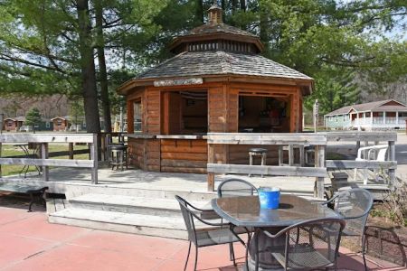 Riviera Resort Cabins & RV Rentals