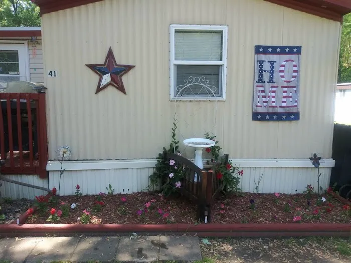 Willow Grove Manufactured Home Community 4