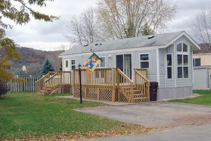 Lake Village Manufactured Home Community 3