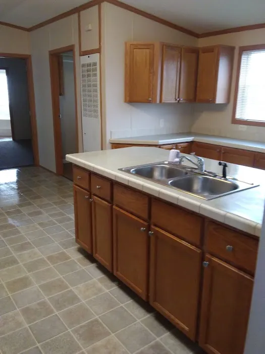Woodside Village 8