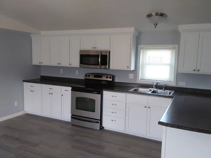 Woodside Village 10