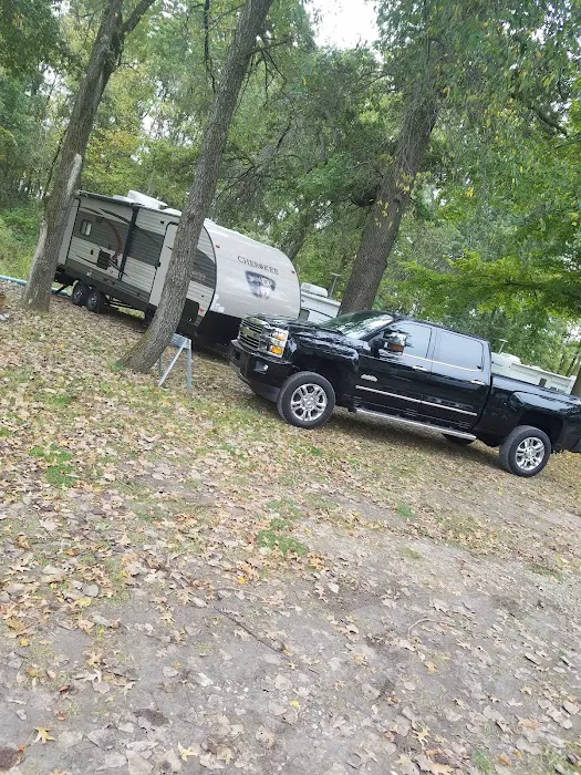 Eagle Lodge RV Park 10