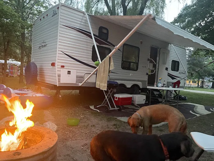Salmon Run Campground and Vic's Canoes, Kayaks and Tubes 9