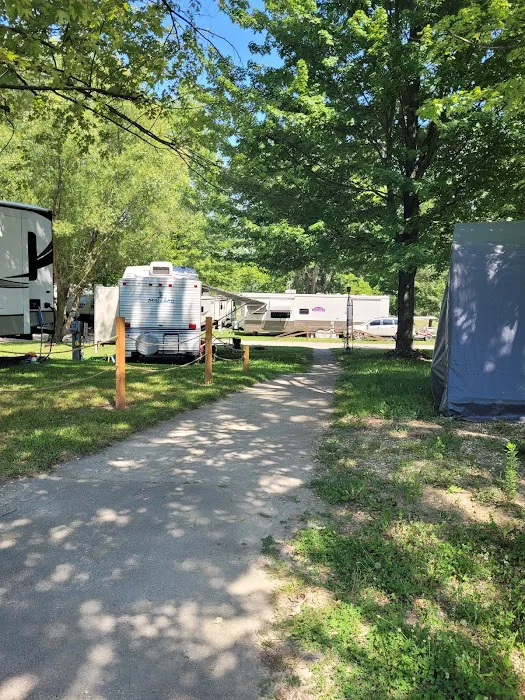 Adventure Bound Camping Resorts - Pleasant View 8