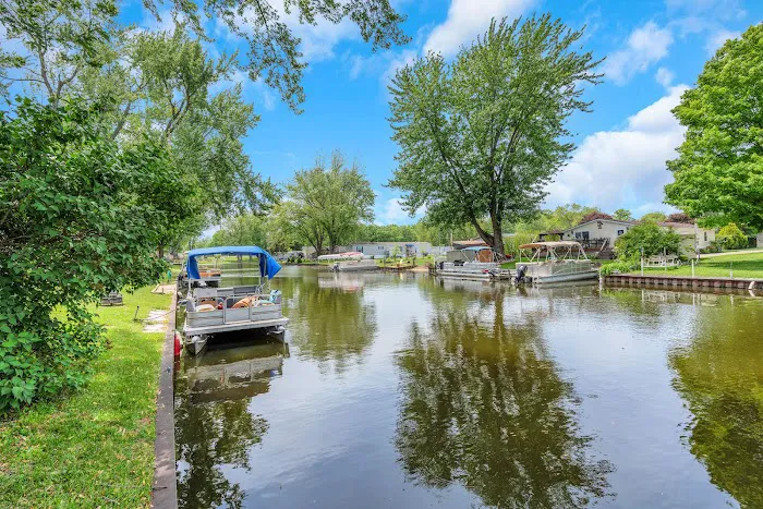 Hillanlake Village 2