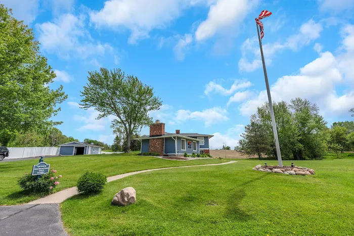 Hillanlake Village 10