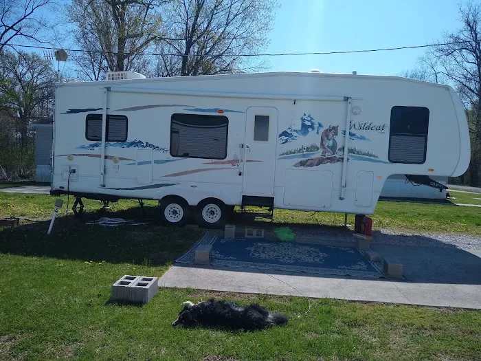 Trail A Way Mobile Home & RV Park 3