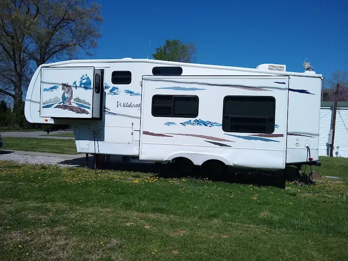 Trail A Way Mobile Home & RV Park 10