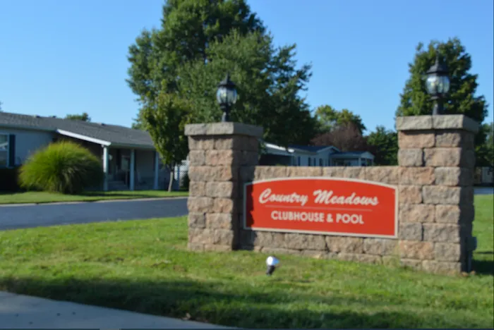 McDonald Mobile Homes & Country Meadows Communities 9