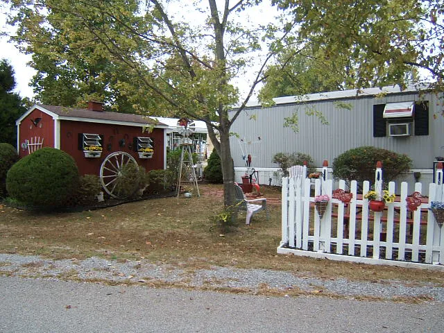 Rend Lake Mobile Home Park 4