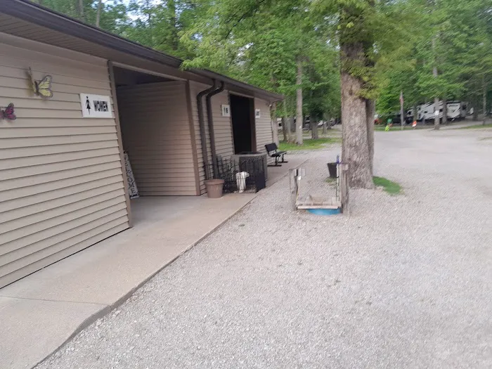 Columbus Woods-N-Waters Kampground 7