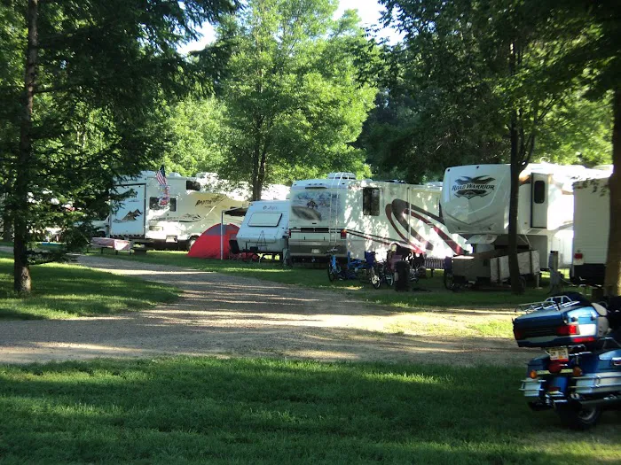 Hixton / Alma Center KOA Holiday 3