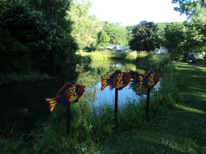 Hixton / Alma Center KOA Holiday 9