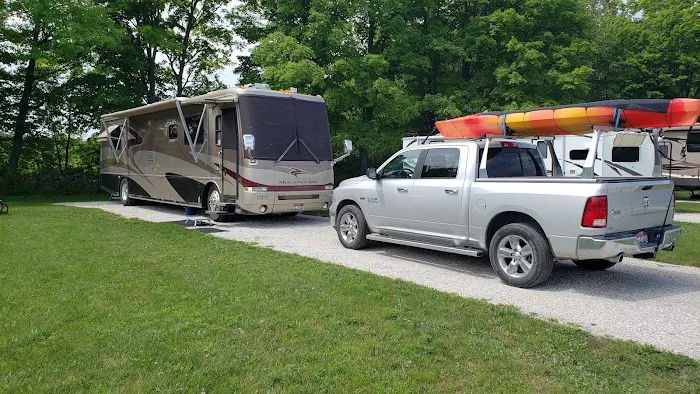 Hy-Land Court RV Park and Campground 9