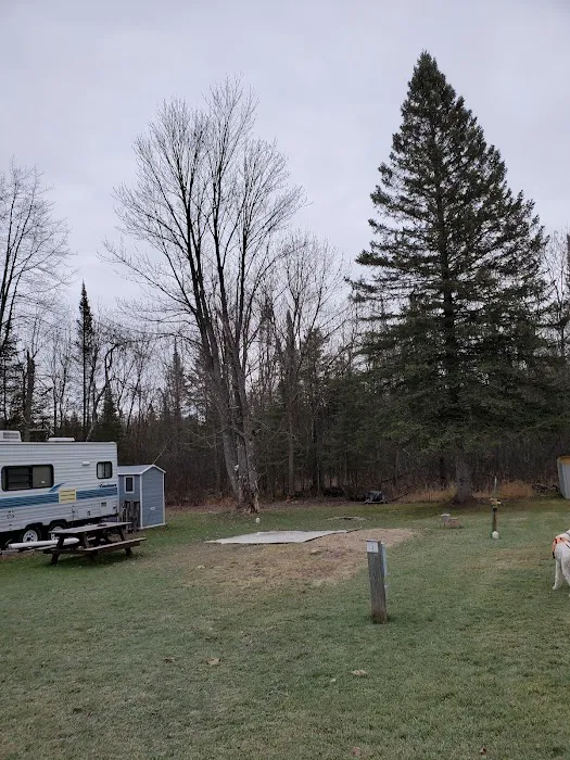 Lily River RV Park & Cabins LLC 4
