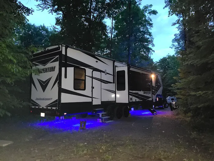Trailside Hideaway LLC 3