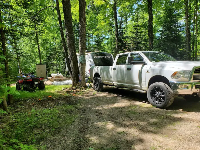 Trailside Hideaway LLC 4