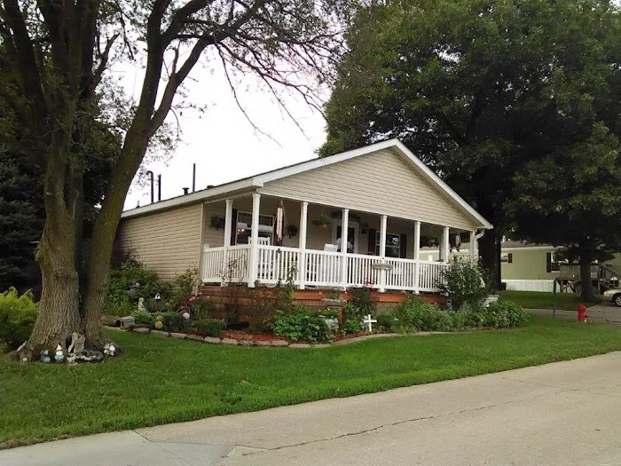 Wheel Estates Mobile Home Park and Self Storage 2