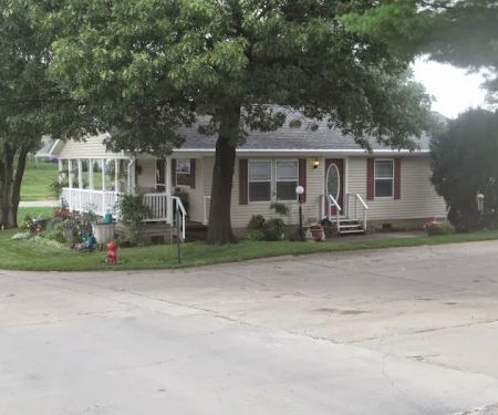 Wheel Estates Mobile Home Park and Self Storage