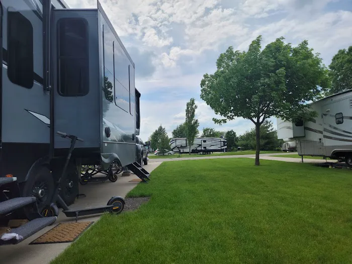 Griff's Valley View RV Park & Campground 3