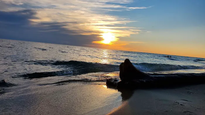 Muskegon State Park Beach Campground 4