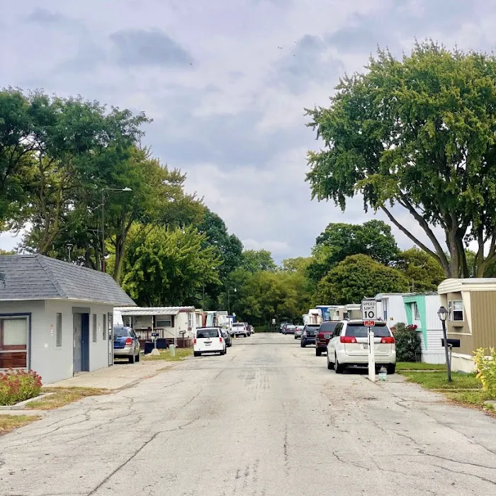 Maumee Mobile Home & RV Court 2