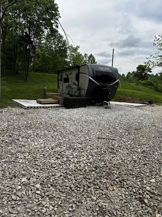 Lake view camping 4