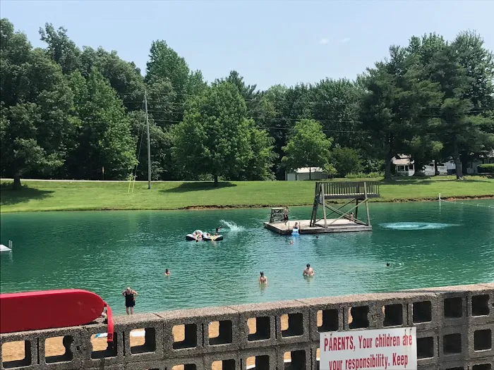 Windy Hollow Campground(camp*fish*swim) 1