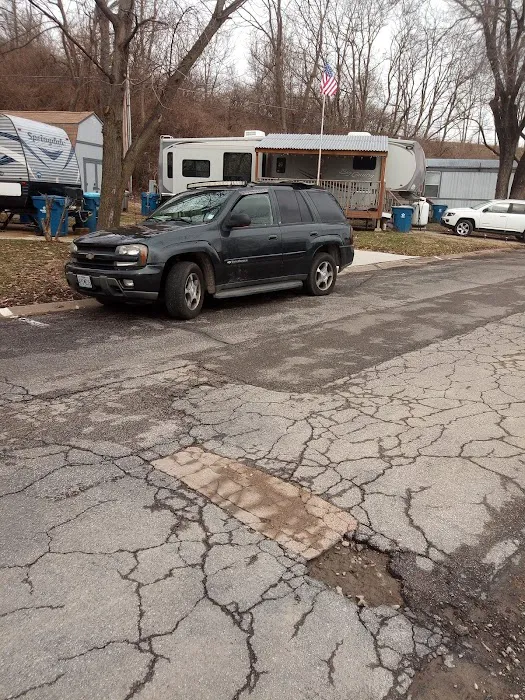 Marquette RV & Mobile Home Park 8