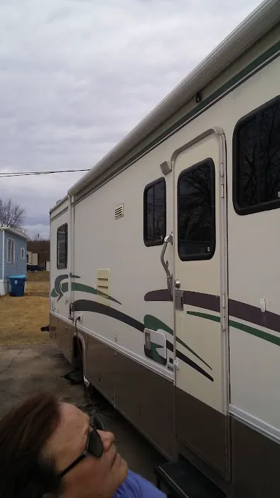 Marquette RV & Mobile Home Park 10