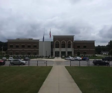 The Village Green - Manufactured Housing Community