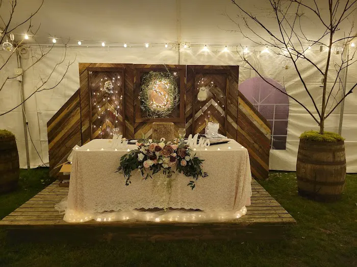Holly Wood Hill Camping & RV and Crandon Saloon Event Center 10