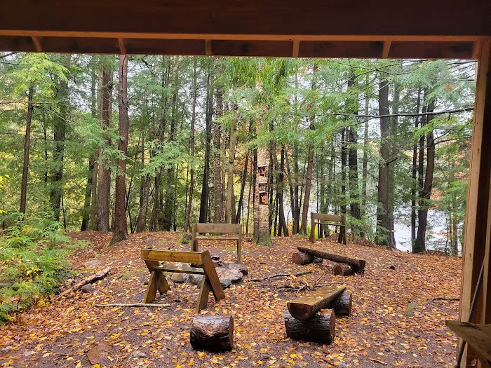 Dog Lake Shelter 9
