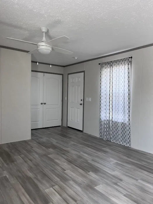 Mel Ray Mobile Home Community 4