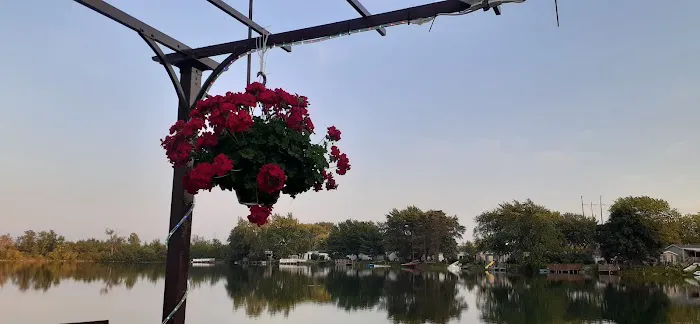 WoodLake Mobile Home Park 10