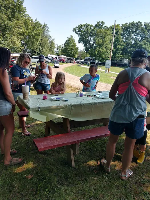 Tee Pee Family Campground 10