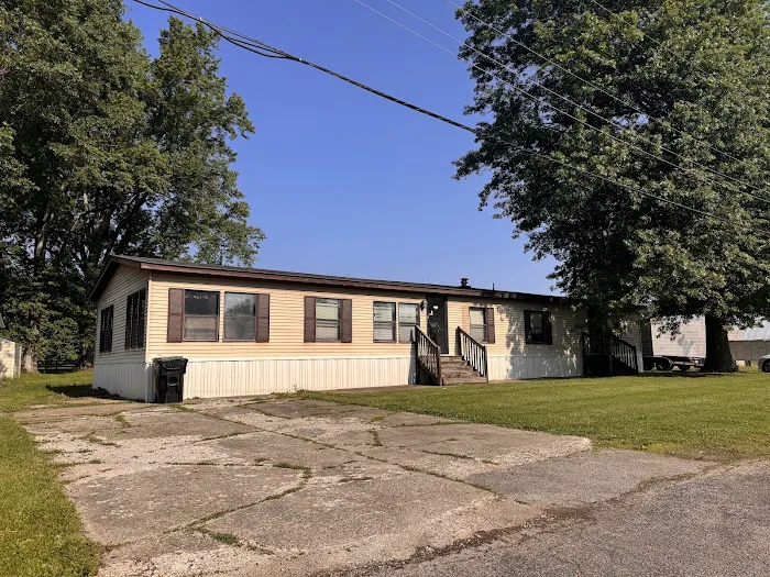 Lazy Acres MHC 4