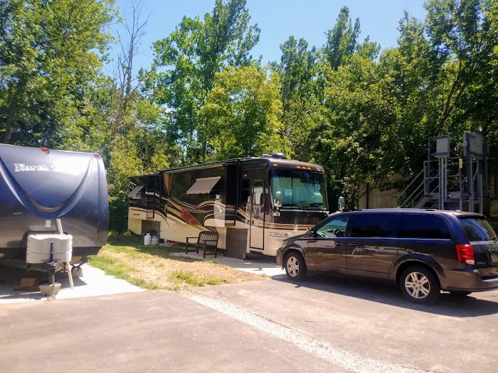 Babs RV Park 3