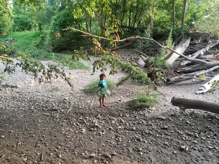 Cotton Wood Camp Grounds 9