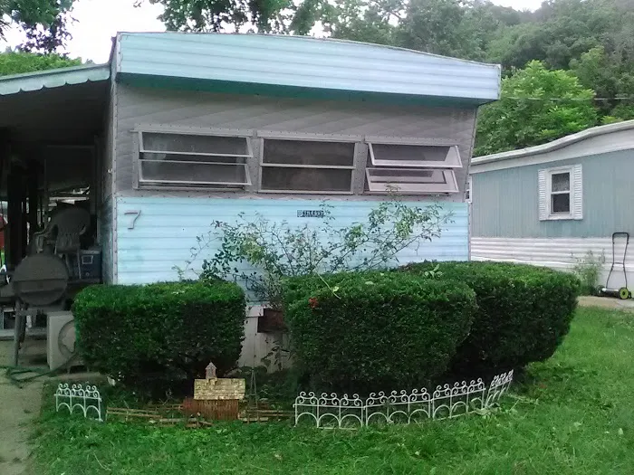 Town And Country Mobile Home Park 3