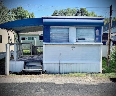 Horning Mobile Manor