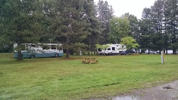 Moen Lake Campground & RV Park 9