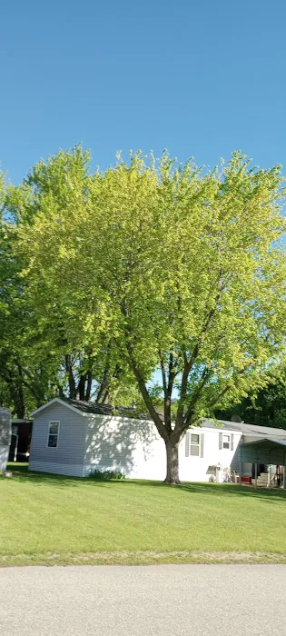 Maplewood Manufactured Home Community 4