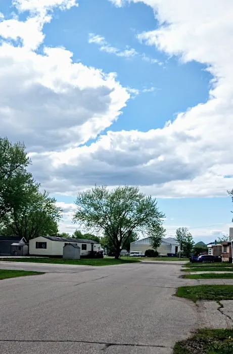 Maplewood Manufactured Home Community 7