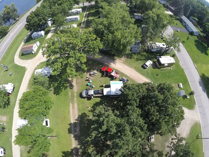 Lake Pepin Campgrounds & Trailer 5