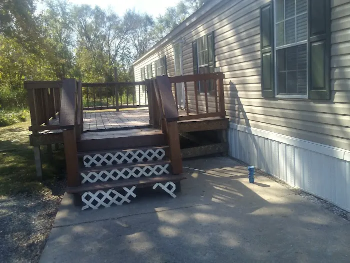 Don's Trailer Court 2