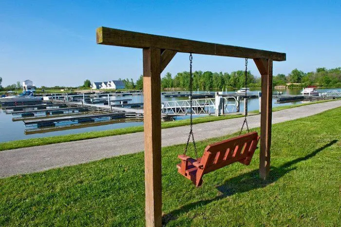 The Resort at Erie Landing 9